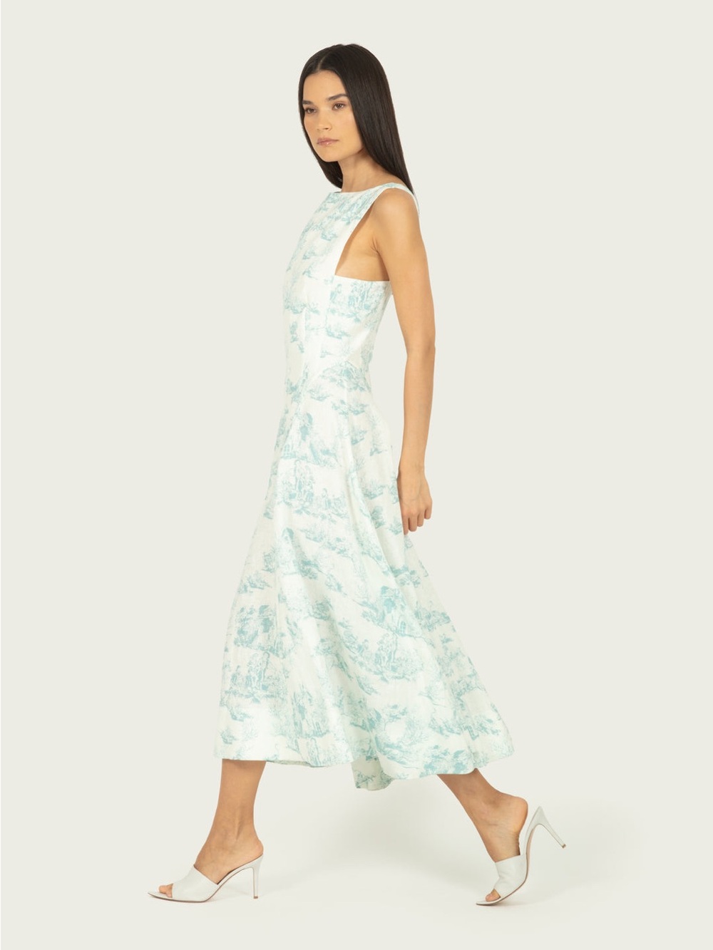 Secret Mission Rhoda Dress - Picture 2 of 9